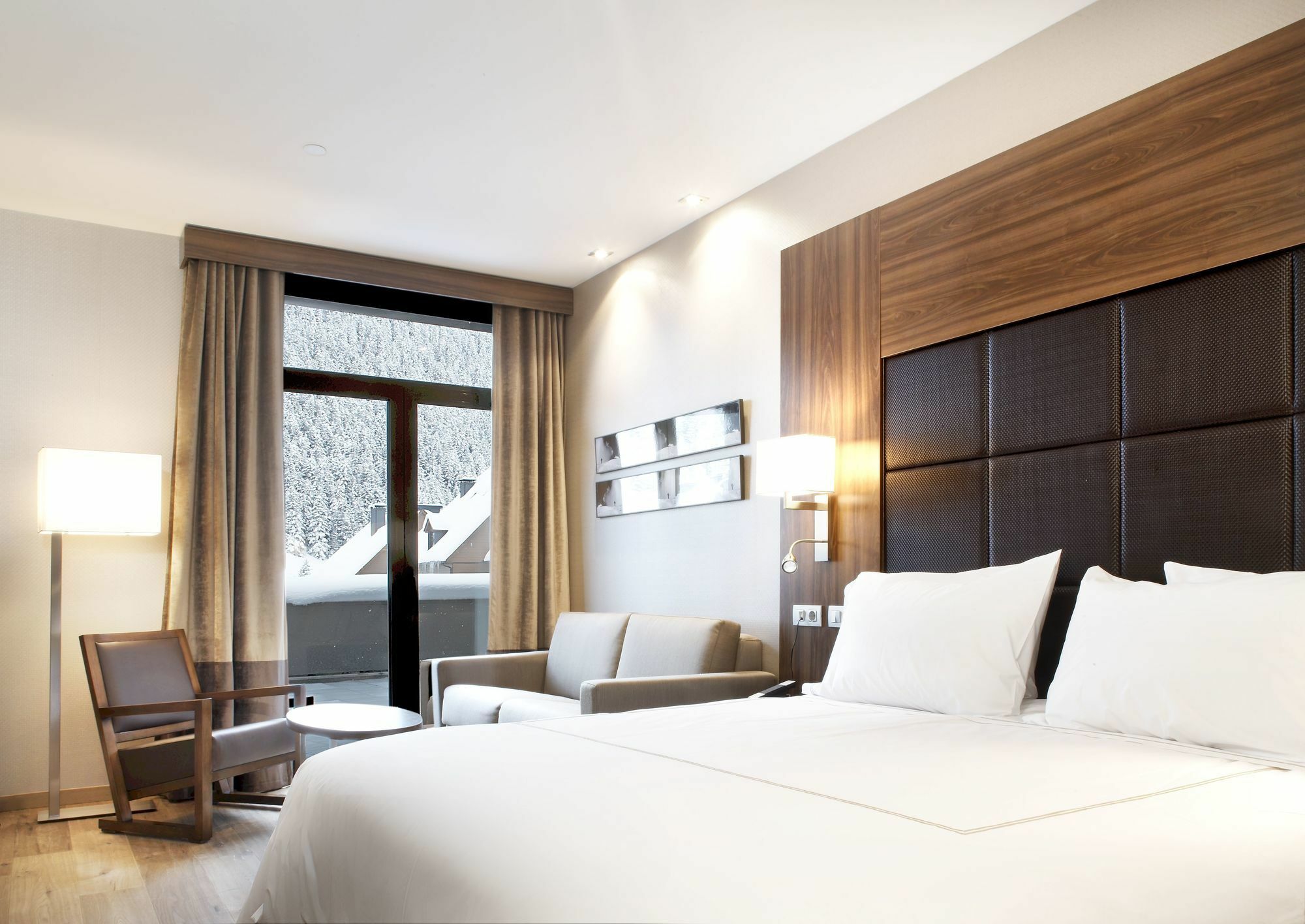 Hotel Ac Baqueira Ski Resort, Autograph Collection Baqueira Beret Zewnętrze zdjęcie