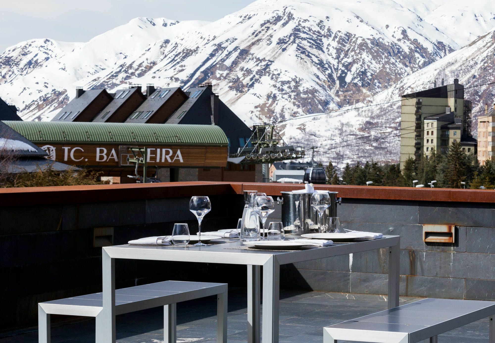 Hotel Ac Baqueira Ski Resort, Autograph Collection Baqueira Beret Zewnętrze zdjęcie